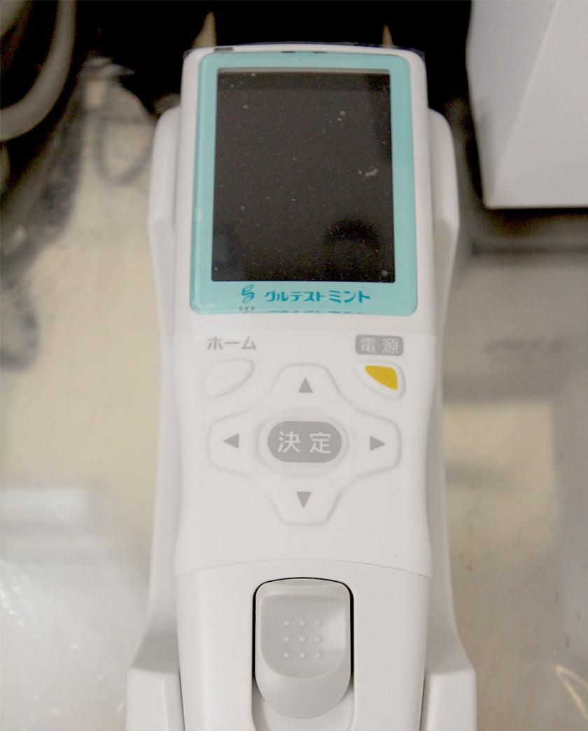 血液検査器(グルコース測定)